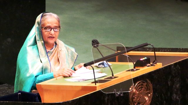 ‘আফগানিস্তানের বিনির্মাণ ও ভবিষ্যত দেশটির জনগনের হাতে’ ‘আফগানিস্তানের বিনির্মাণ ও ভবিষ্যত দেশটির জনগনের হাতে’