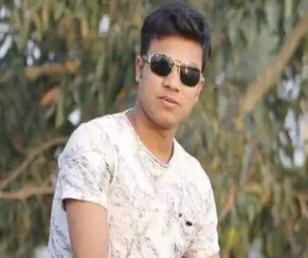 রংপুরে মাদক ব্যবসায়ীর ছুরিকাঘাতে আহত এসআইয়ের মৃত্যু রংপুরে মাদক ব্যবসায়ীর ছুরিকাঘাতে আহত এসআইয়ের মৃত্যু