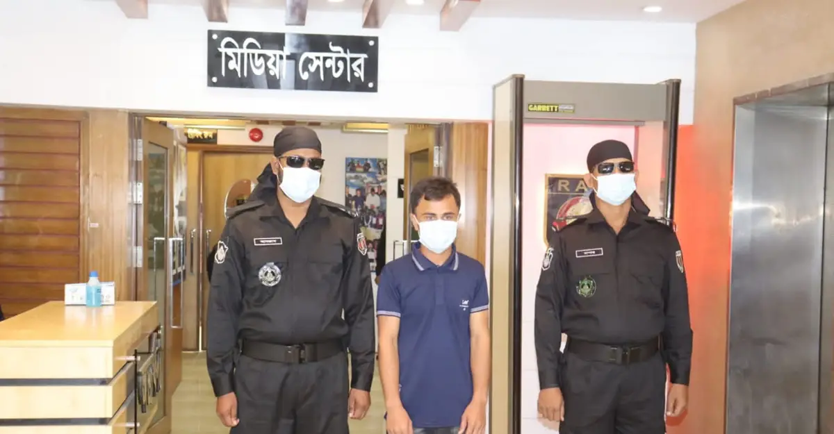 প্রেমের ফাঁদে ফেলে ধর্ষণ করাই নেশা ছিল সাগরের প্রেমের ফাঁদে ফেলে ধর্ষণ করাই নেশা ছিল সাগরের