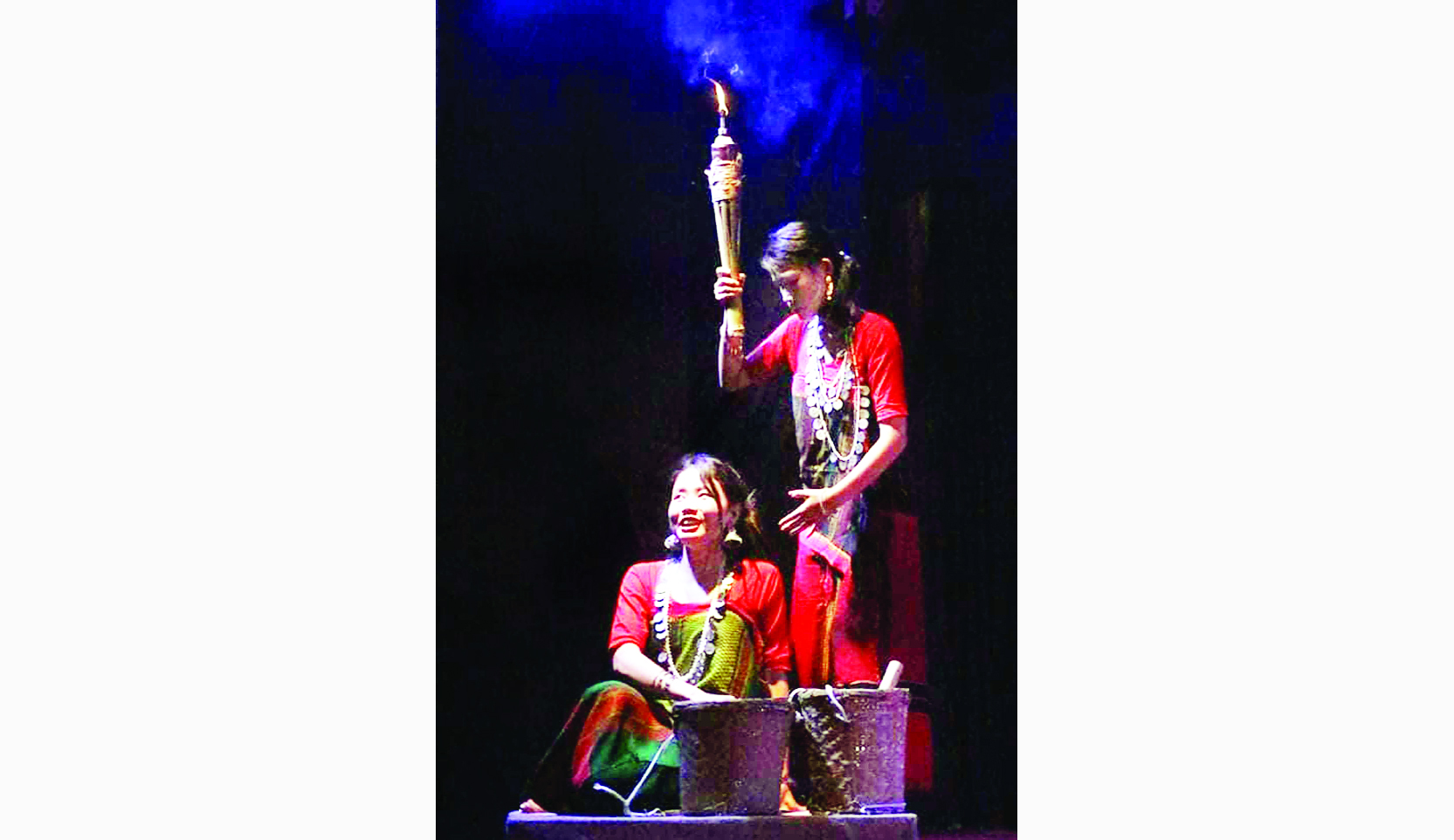 চাকমা লোককাহিনী নির্ভর গঙ্গা মা নাটকের মঞ্চায়ন চাকমা লোককাহিনী নির্ভর গঙ্গা মা নাটকের মঞ্চায়ন