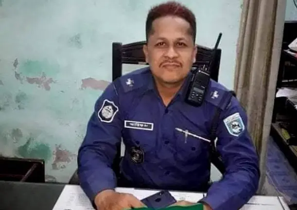 বাসের ধাক্কার রংপুর সদর থানা পুলিশের এএসআই নিহত বাসের ধাক্কার রংপুর সদর থানা পুলিশের এএসআই নিহত