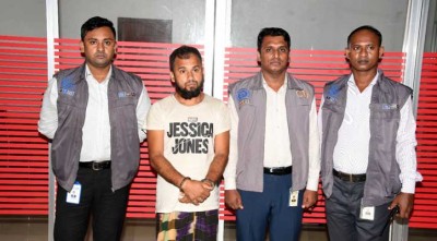 যৌতুক না দেয়ায় গরম তেল ঢেলে স্ত্রীকে হত্যা! যৌতুক না দেয়ায় গরম তেল ঢেলে স্ত্রীকে হত্যা!