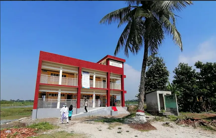 শরীয়তপুরে গোসাইরহাটের অবহেলিত চরাঞ্চলে ২৪ উন্নয়নমূলক প্রকল্পের উদ্বোধন শরীয়তপুরে গোসাইরহাটের অবহেলিত চরাঞ্চলে ২৪ উন্নয়নমূলক প্রকল্পের উদ্বোধন