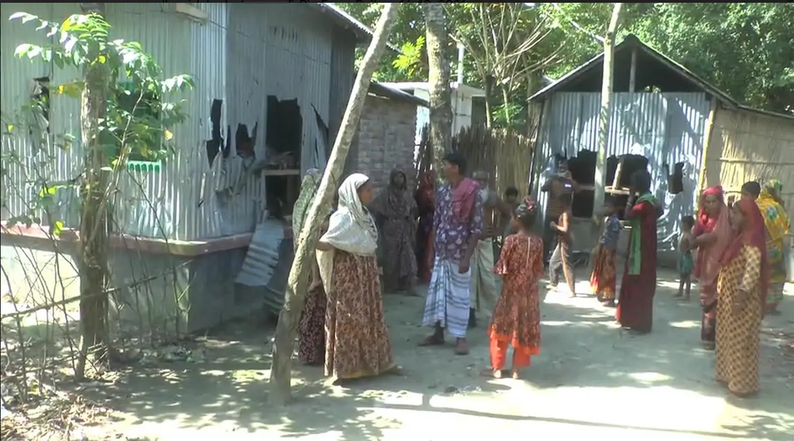 ঝিনাইদহের শৈলকুপায় দু’পক্ষের সংঘর্ষে ৩৫ জন আহত ঝিনাইদহের শৈলকুপায় দু’পক্ষের সংঘর্ষে ৩৫ জন আহত