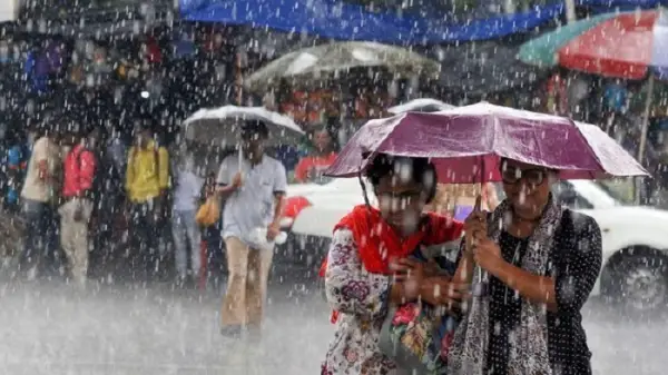 বৃষ্টি থাকবে আরও দুই দিন বৃষ্টি থাকবে আরও দুই দিন