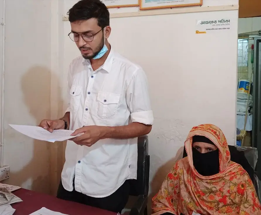 মালয়েশিয়ান এক হিজড়ার চরম ভোগান্তির বিরুদ্ধে বাংলাদেশি যুবকের সংবাদ সম্মেলন মালয়েশিয়ান এক হিজড়ার চরম ভোগান্তির বিরুদ্ধে বাংলাদেশি যুবকের সংবাদ সম্মেলন