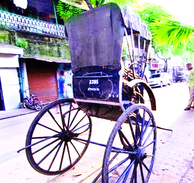 রিক্সাচালকের নামে কোটি টাকার ব্যবসা রিক্সাচালকের নামে কোটি টাকার ব্যবসা