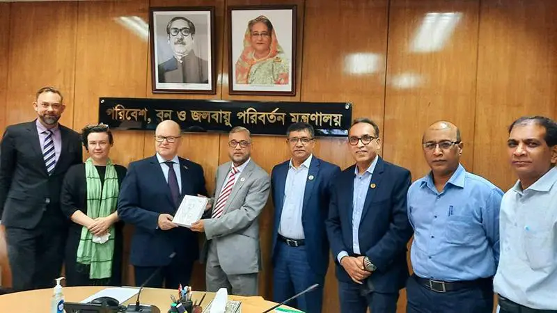 জলবায়ু পরিবর্তনের ঝুঁকি মোকাবিলায় একসঙ্গে কাজ করবে অস্ট্রেলিয়া-বাংলাদেশ জলবায়ু পরিবর্তনের ঝুঁকি মোকাবিলায় একসঙ্গে কাজ করবে অস্ট্রেলিয়া-বাংলাদেশ