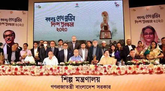 বঙ্গবন্ধুর নামে প্রবর্তিত পুরস্কার সৃজনশীল উদ্যোক্তা তৈরি এবং শিল্পায়নে সহায়ক হবে : শিল্পমন্ত্রী