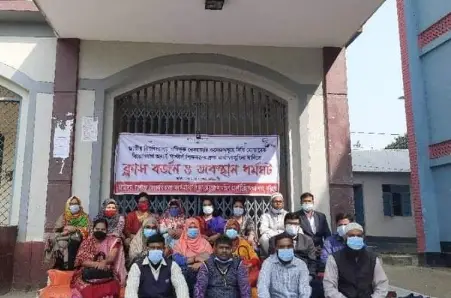 কুড়িগ্রাম মজিদা কলেজের অনার্স শিক্ষকগণের ক্লাস বর্জন করে ধর্মঘট পালন