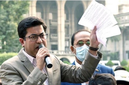 সন্তান হারানো বেদনাদায়ক-মর্মান্তিক ঘটনা : মেয়র তাপস সন্তান হারানো বেদনাদায়ক-মর্মান্তিক ঘটনা : মেয়র তাপস