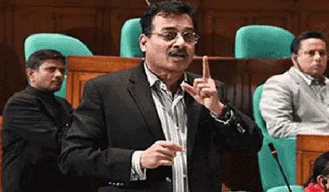 সংসদে তোপের মুখে বিএনপির হারুন সংসদে তোপের মুখে বিএনপির হারুন
