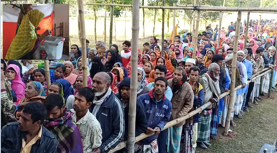 তৃতীয় ধাপে ঠাকুরগাঁওয়ের শান্তিপূর্ণভাবে ভোট গ্রহণ চলছে