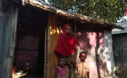 ঝিনাইগাতীতে মাথাগুজার ঠাই নেই বাহার উদ্দিনের ঝিনাইগাতীতে মাথাগুজার ঠাই নেই বাহার উদ্দিনের