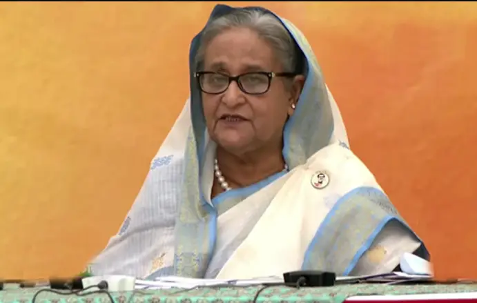 রাস্তায় নেমে গাড়ি ভাঙচুর করা ছাত্রদের কাজ না ॥ প্রধানমন্ত্রী রাস্তায় নেমে গাড়ি ভাঙচুর করা ছাত্রদের কাজ না ॥ প্রধানমন্ত্রী