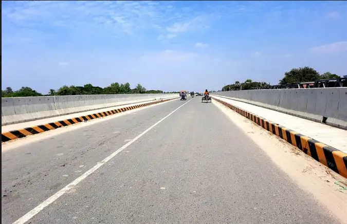 নওগাঁ-নাটোর আঞ্চলিক মহাসড়কের নির্মাণ কাজ শেষ পর্যায়ে