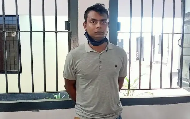 কুড়িগ্রামের চিলমারীতে ভুয়া সিআইডি আটক কুড়িগ্রামের চিলমারীতে ভুয়া সিআইডি আটক