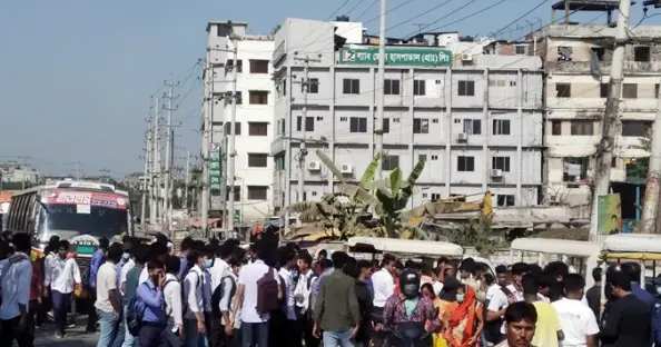 গাজীপুরে ওয়ার্ড সচিবকে মারধর গাজীপুরে ওয়ার্ড সচিবকে মারধর