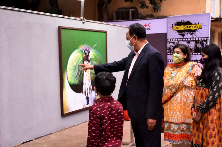 রেড ক্রিসেন্ট সোসাইটির আলোকচিত্র প্রতিযোগিতা রেড ক্রিসেন্ট সোসাইটির আলোকচিত্র প্রতিযোগিতা