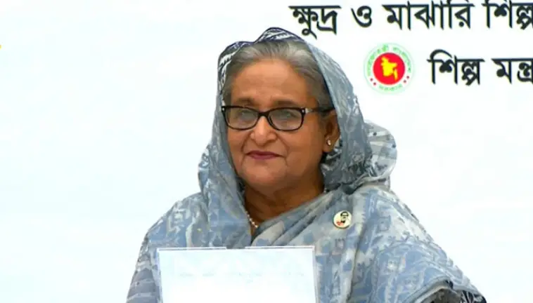 শুধুমাত্র চাকরির পেছনে না ছুটে উদ্যোক্তা হোন ॥ যুবসমাজকে প্রধানমন্ত্রী শুধুমাত্র চাকরির পেছনে না ছুটে উদ্যোক্তা হোন ॥ যুবসমাজকে প্রধানমন্ত্রী
