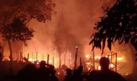 রায়পুরায় ভয়াবহ অগ্নিকান্ডে প্রায় ৩০ লক্ষ টাকার ক্ষয়ক্ষতি রায়পুরায় ভয়াবহ অগ্নিকান্ডে প্রায় ৩০ লক্ষ টাকার ক্ষয়ক্ষতি