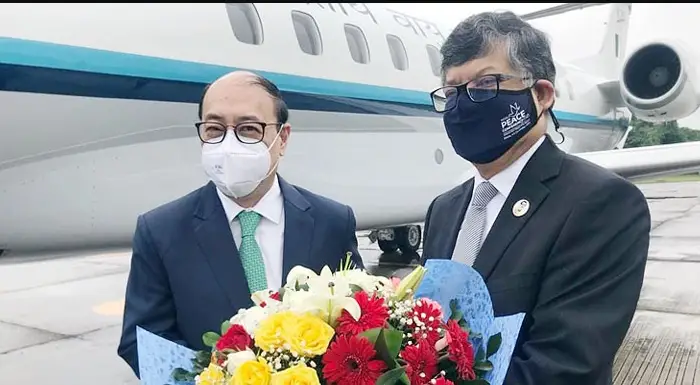 ঢাকায় পৌঁছেছেন ভারতের পররাষ্ট্রসচিব শ্রিংলা ঢাকায় পৌঁছেছেন ভারতের পররাষ্ট্রসচিব শ্রিংলা