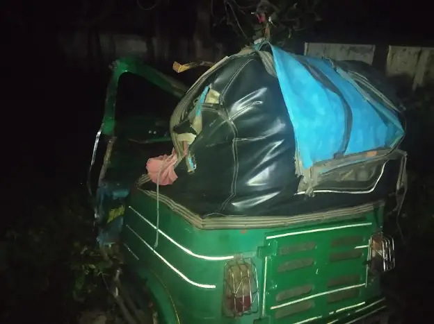 ধামরাইয়ে চলন্ত সিএনজিতে বিদ্যুটিক খুটি পড়ে যুবক নিহত ধামরাইয়ে চলন্ত সিএনজিতে বিদ্যুটিক খুটি পড়ে যুবক নিহত