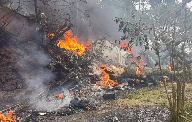 ভারতের প্রতিরক্ষাপ্রধানকে নিয়ে হেলিকপ্টার বিধ্বস্ত, নিহতের সংখ্যা বেড়ে ১৩