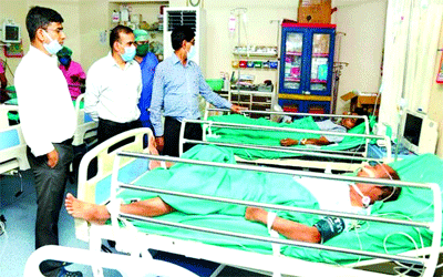 গুজরাটে বিষাক্ত গ্যাসে ৬ শ্রমিকের মৃত্যু, অসুস্থ ২২ গুজরাটে বিষাক্ত গ্যাসে ৬ শ্রমিকের মৃত্যু, অসুস্থ ২২