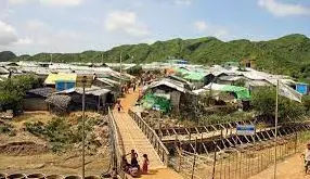 ‘রাতে আশ্রয় ক্যাম্পে চলে সন্ত্রাসীদের রাজত্ব’ ‘রাতে আশ্রয় ক্যাম্পে চলে সন্ত্রাসীদের রাজত্ব’