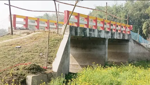 চাঁপাইনবাবগঞ্জে কাজেই আসছে না ২৫ লাখ টাকার কালভার্ট