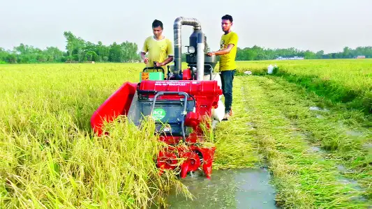 কৃষি যান্ত্রিকীকরণে বিনিয়োগ