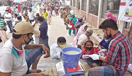 আগামীকাল থেকে উপজেলাতেও ওএমএসে চাল-আটা বিক্রি