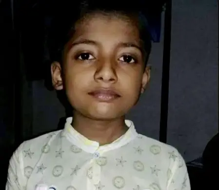 টঙ্গীতে বাসার সামনে অটোরিক্সা চাপায় স্কুল ছাত্র নিহত টঙ্গীতে বাসার সামনে অটোরিক্সা চাপায় স্কুল ছাত্র নিহত