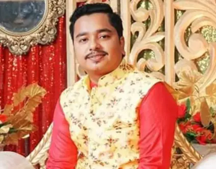 সিদ্ধিরগঞ্জে যুবককে পিটিয়ে ও শ্বাসরোধ করে হত্যা সিদ্ধিরগঞ্জে যুবককে পিটিয়ে ও শ্বাসরোধ করে হত্যা