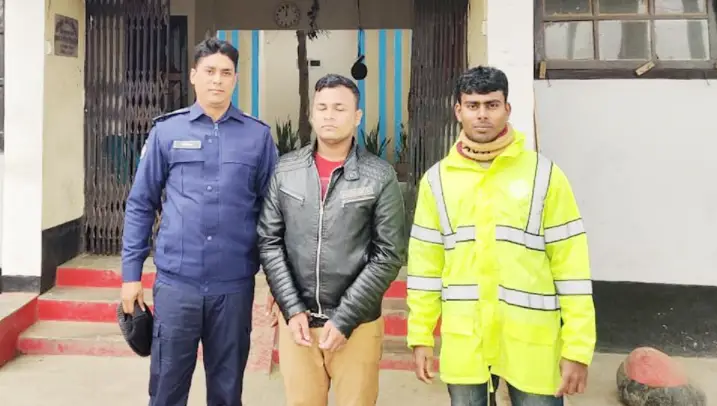 বানিয়াচংয়ে পর্ণোগ্রাফি মামলার প্রধান আসামী গ্রেফতার বানিয়াচংয়ে পর্ণোগ্রাফি মামলার প্রধান আসামী গ্রেফতার