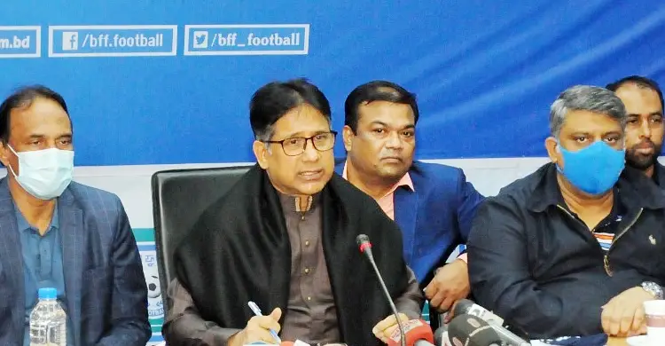 ১২ অধিনায়ককে মিডিয়ার মুখোমুখি করবে বাফুফে ১২ অধিনায়ককে মিডিয়ার মুখোমুখি করবে বাফুফে