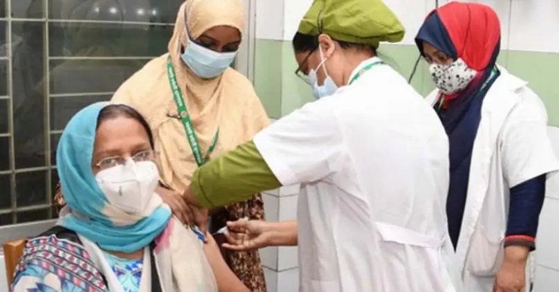 প্রায় কোটি মানুষ বুস্টার ডোজের আওতায় প্রায় কোটি মানুষ বুস্টার ডোজের আওতায়