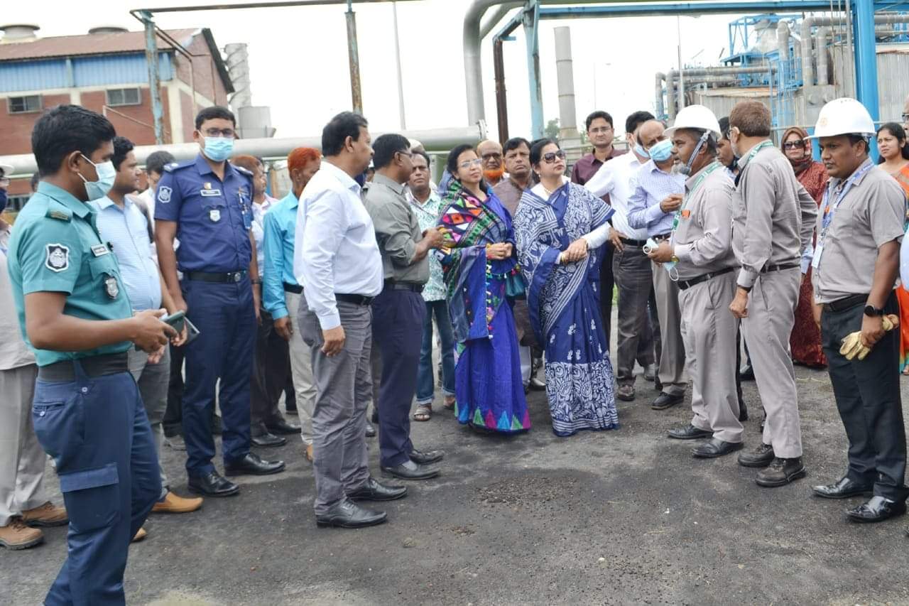 ইউরিয়া সার উৎপাদন নিরবচ্ছিন্ন রাখতে হবে ॥ শিল্পসচিব