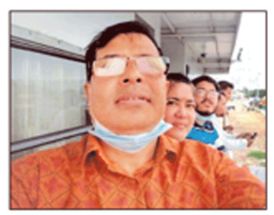 গোপালগঞ্জে সড়কে প্রাণ গেল ডাক্তার পরিবারসহ ৯ জনের গোপালগঞ্জে সড়কে প্রাণ গেল ডাক্তার পরিবারসহ ৯ জনের