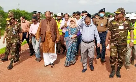 আগামী মার্চে পদ্মা সেতু দিয়ে ঢাকা-ভাঙ্গা রেল চলাচলের সম্ভাবনা রয়েছে॥ রেলমন্ত্রী