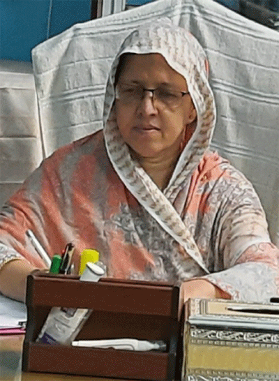উম্মে কুলসুমের এগিয়ে চলা উম্মে কুলসুমের এগিয়ে চলা