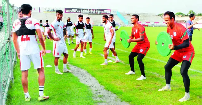 দলে নিজের জায়গা করে নিতে চান নাঈম দলে নিজের জায়গা করে নিতে চান নাঈম