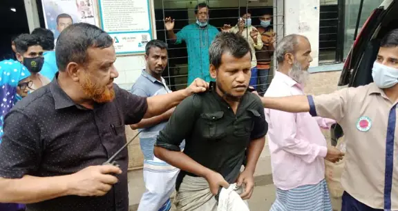 ঢামেকের জরুরি বিভাগের বাথরুমের দরজা ভেঙে মিললো ঘুমন্ত মাদকসেবী ঢামেকের জরুরি বিভাগের বাথরুমের দরজা ভেঙে মিললো ঘুমন্ত মাদকসেবী