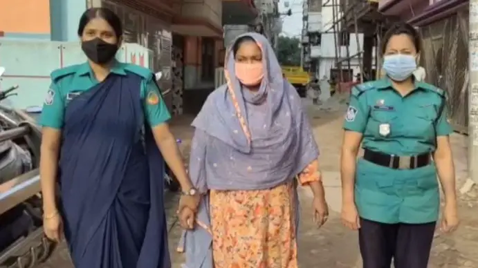 কাশিমপুর কারাগারে পার্টনারের সঙ্গে দেখা করতে গিয়ে বিপুল পরিমাণ ইয়াবাসহ নারী দর্শণার্থী আটক কাশিমপুর কারাগারে পার্টনারের সঙ্গে দেখা করতে গিয়ে বিপুল পরিমাণ ইয়াবাসহ নারী দর্শণার্থী আটক