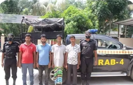 ধামরাইয়ে তরুণ-তরুণীকে আটকে চাঁদা দাবি, আটক ৪