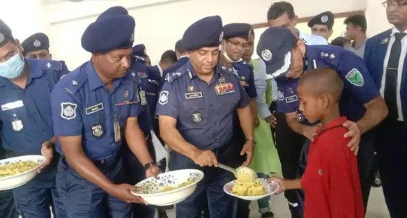 পুলিশ আশ্রয় কেন্দ্রে থাকা জনগণের ঘরবাড়ির খেয়াল রাখছে : আইজিপি