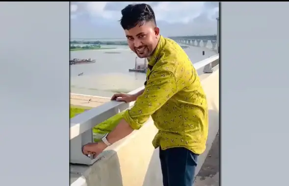 পদ্মা সেতুর নাট খুলে ভাইরাল যুবক আটক