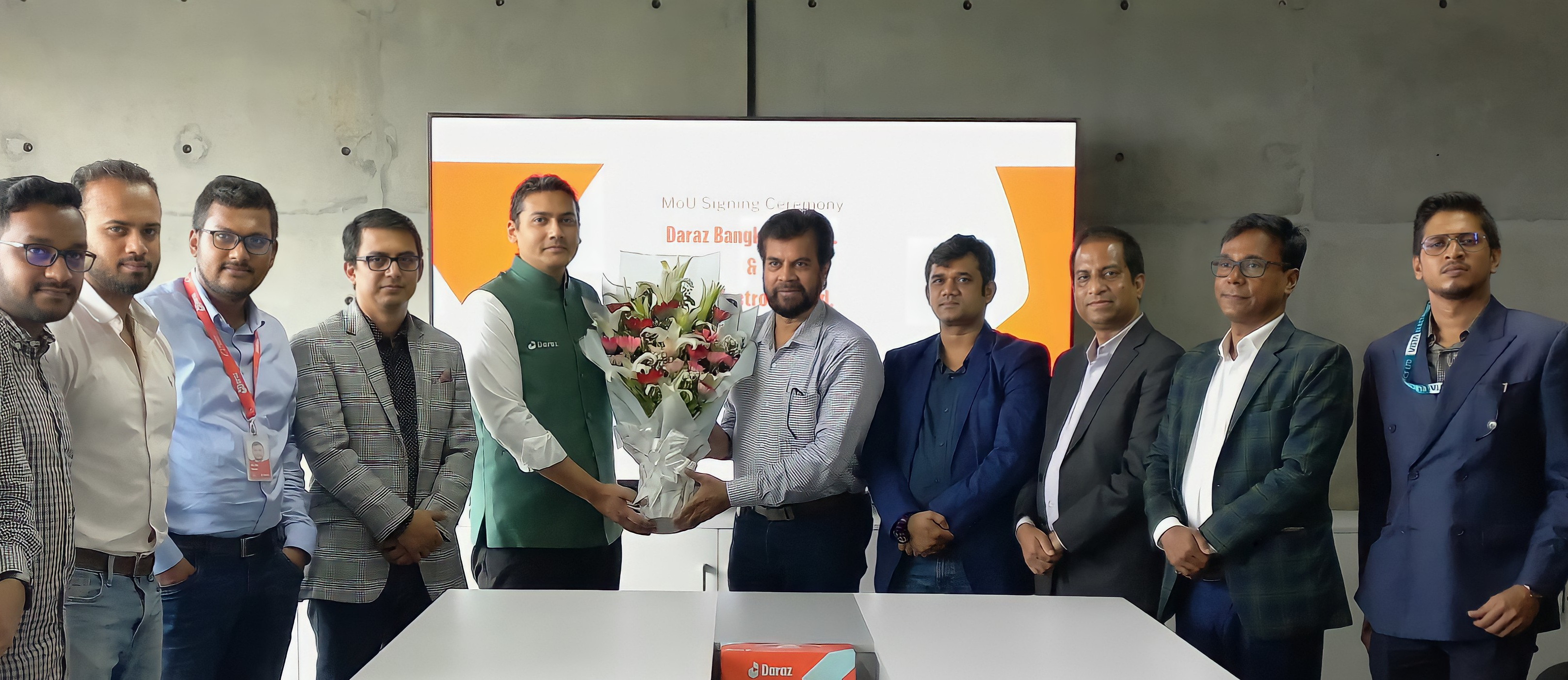 চুক্তি সই ॥ দারাজ মলে পাওয়া যাবে ভিসতা পণ্য চুক্তি সই ॥ দারাজ মলে পাওয়া যাবে ভিসতা পণ্য