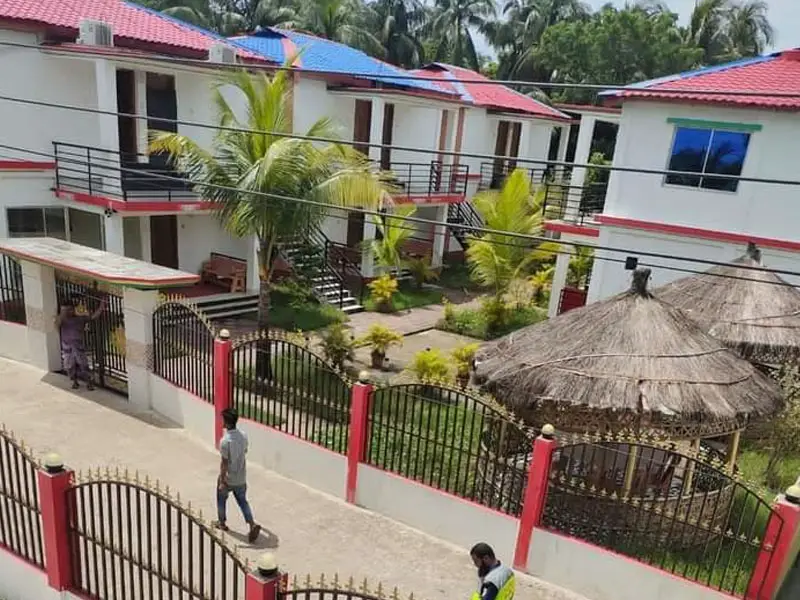 সানরাইজ রিসোর্ট